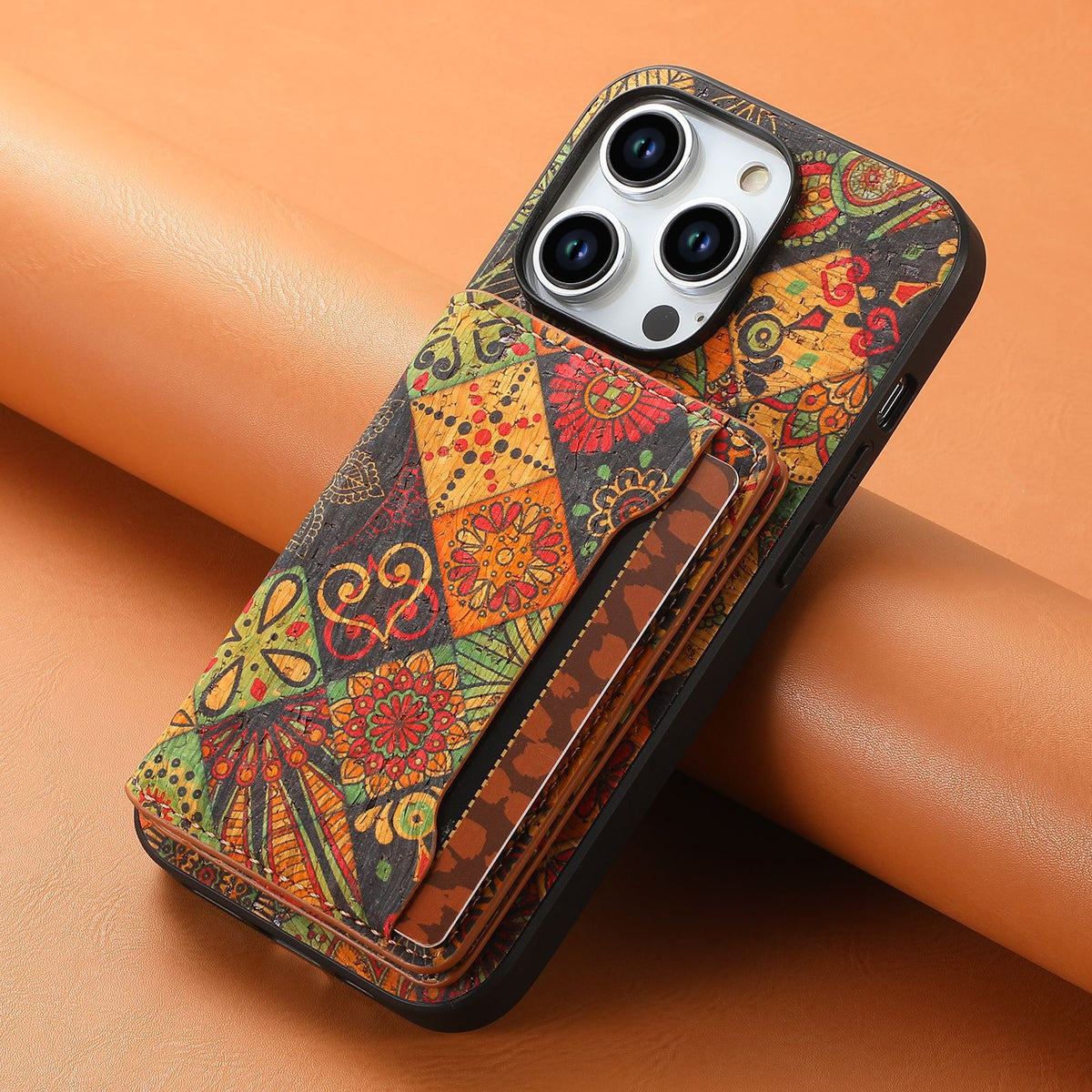 Coque iPhone motif totem avec porte-cartes et support